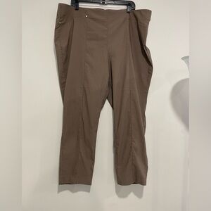 Women’s Brown /taupe Pants /trouser Yarn and Sea 2X. Like new Easy to clean